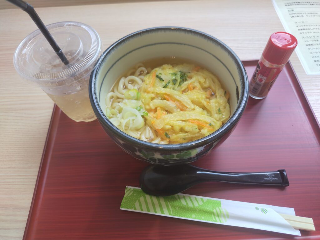 OCHACCOの天ぷらうどん